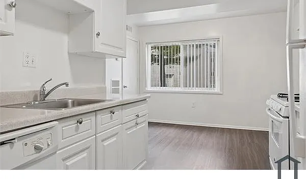 2022 Georgian Woods Pl #21 — Photo 11