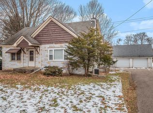 1348 W D Ave, Kalamazoo, MI 49009