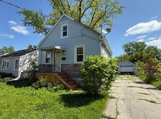 55 Lloyd St #1, Saint Catharines, ON L2S2P1