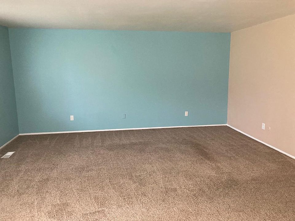 14181 Ivanhoe Dr Sterling Heights MI Zillow