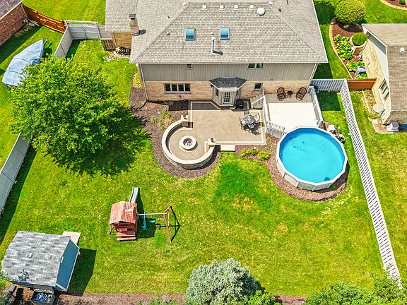 5th image of 19211 Brompton Ct