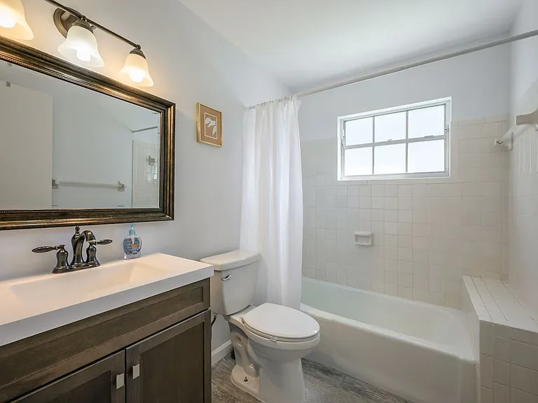 4215 Baird St — Photo 7