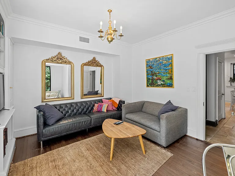 2329 Porter St NW — Photo 17