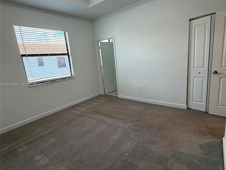 11863 SW 247th Ter #11863 — Photo 5