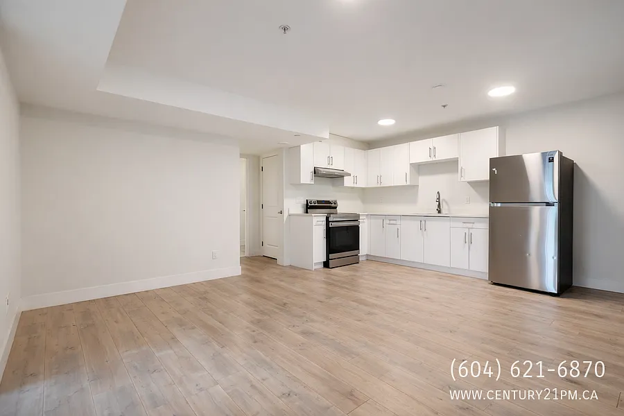 2 bed, 1.0 bath, 833 sqft, $1,350 — Photo 2