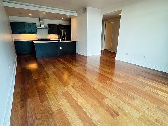 3rd image of 210 Lee Barton Dr Unit 514