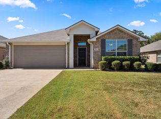 6039 Pine Cone Ln, Tyler, TX 75707