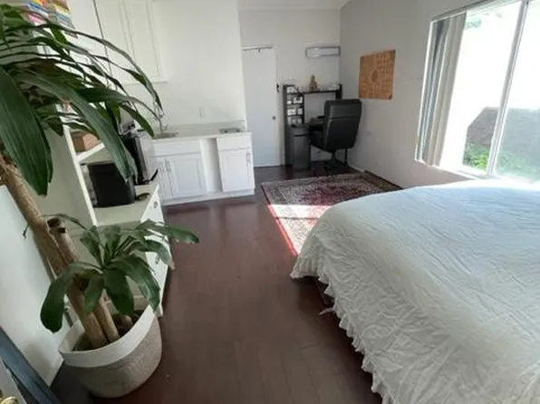 1249 Brockton Ave APT 7, Los Angeles, CA 90025