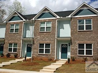 1050 Binghampton Cir, Bogart, GA