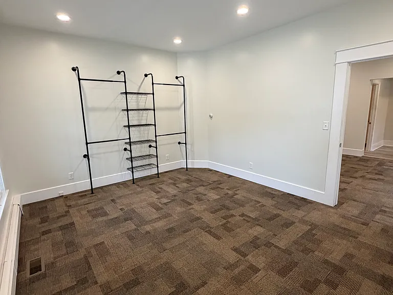 63 E Hill St #65 — Photo 9