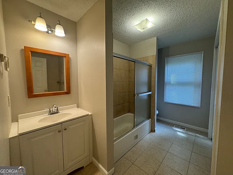 650 Morton Rd — Photo 5