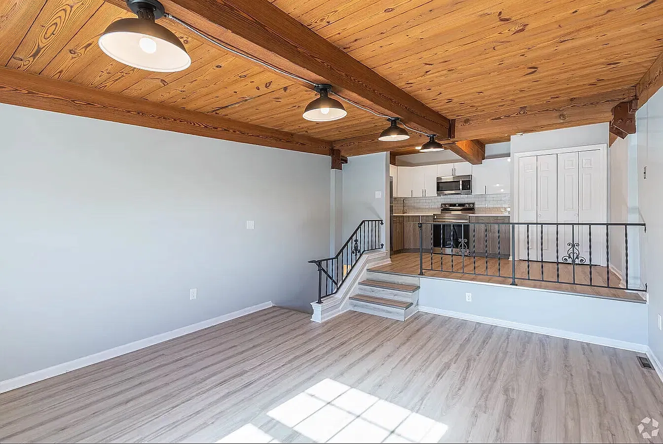 1 bed, 850 sqft, $1,450 — Photo 2