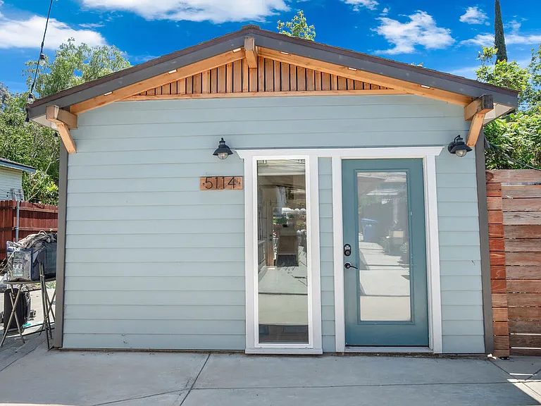 5114 Miriam St — Photo 1