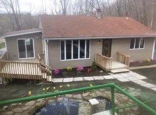 30 Elizabeth Ave, Stanhope, NJ 07874