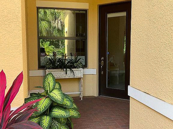 Villa Entry