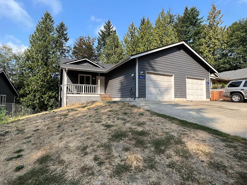 1st image of 6913 E Crestwood Ct