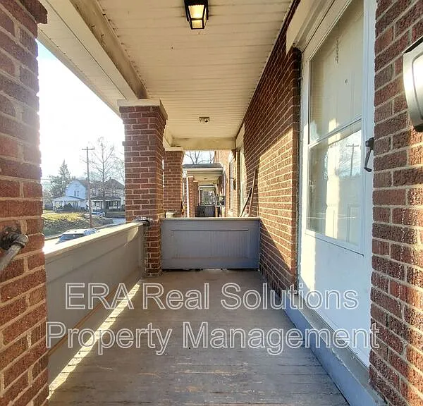 83 Lechner Ave — Photo 6