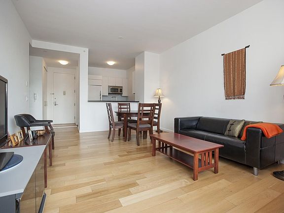 2nd image of 4630 Center Blvd APT 609