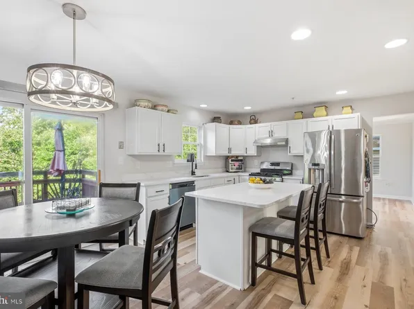 7116 Starboard Dr, District Heights, MD 20747