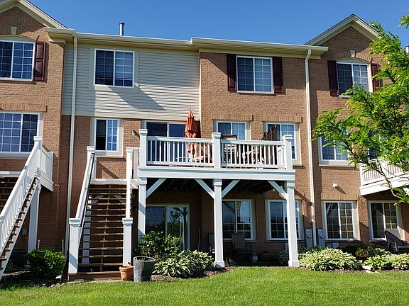 3rd image of 1064 Orchard Pond Ct