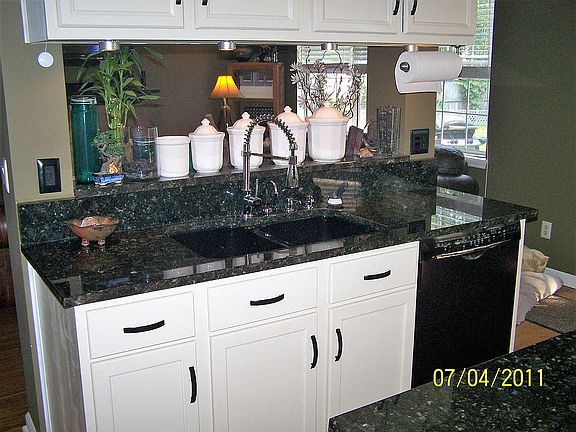 4th image of 712 Alwyn Blvd