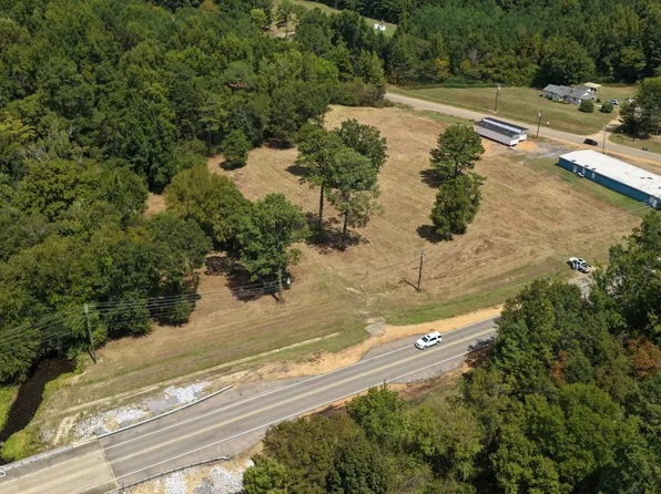 Jess Lyons Rd, Columbus, MS 39705