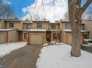 203 Elgin Ct, Chesterbrook, PA 19087