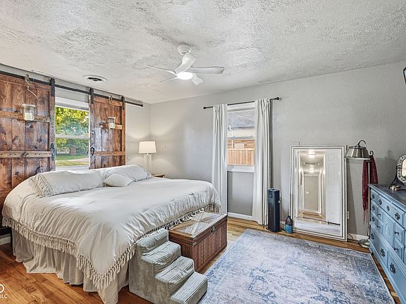 3rd image of 5638 Gray Rd
