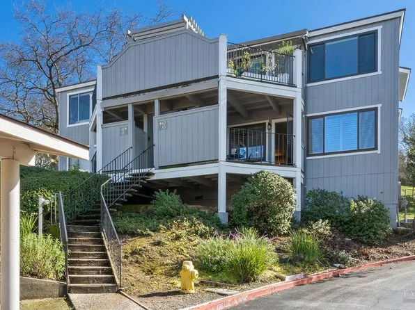 63 Scottsdale Way, Novato, CA 94947