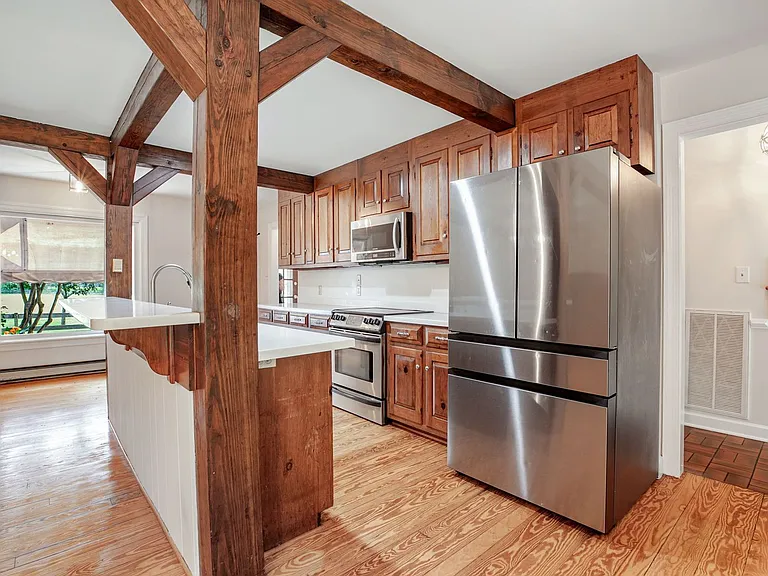 4320 Providence Rd — Photo 9