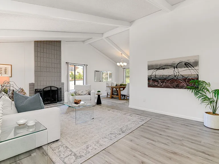 3408 Viewpoint Way — Photo 8
