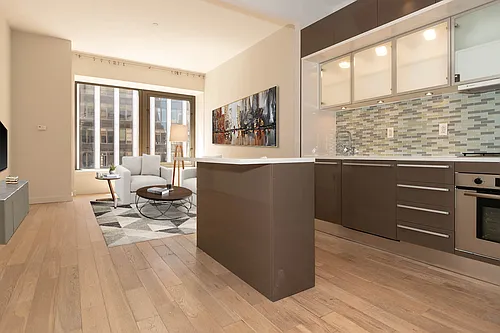75 Wall St #22E Photo 1