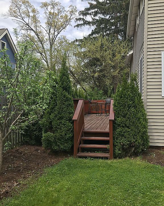 1st image of 42 Pinewoods Ave