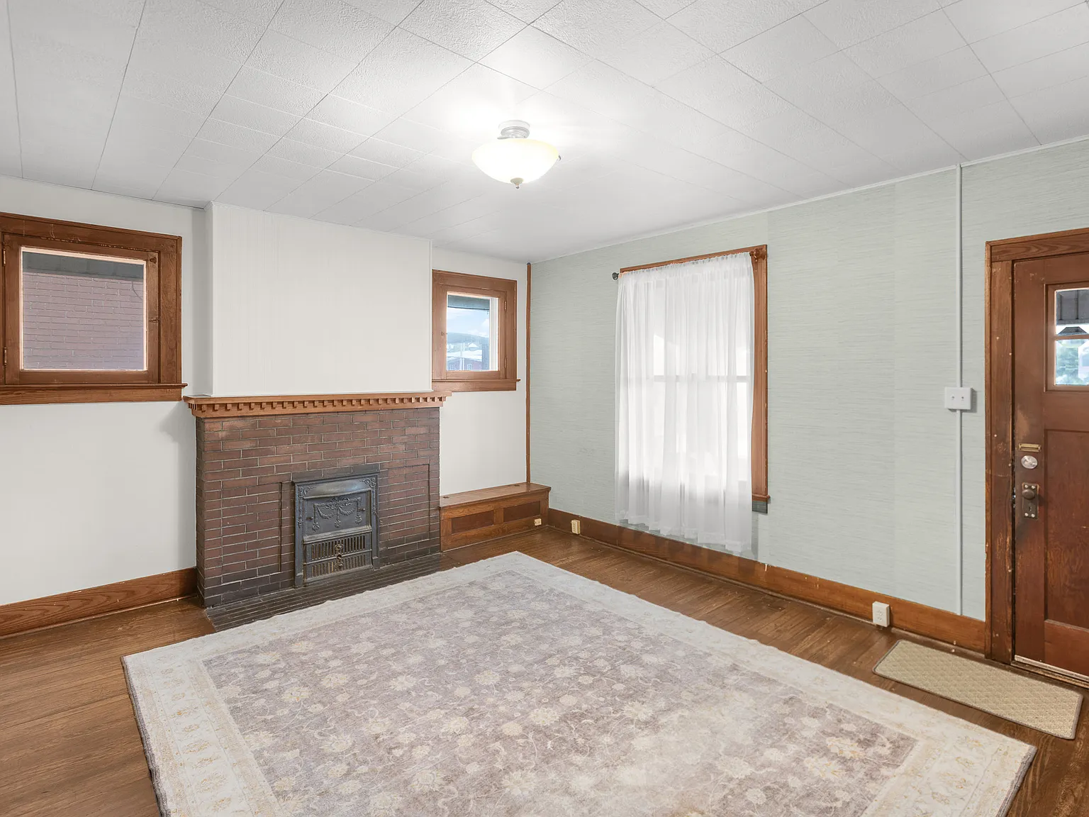 3 bed, 1500 sqft, $1,500 — Photo 4