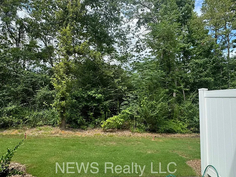 187 Peebles Dr — Photo 20
