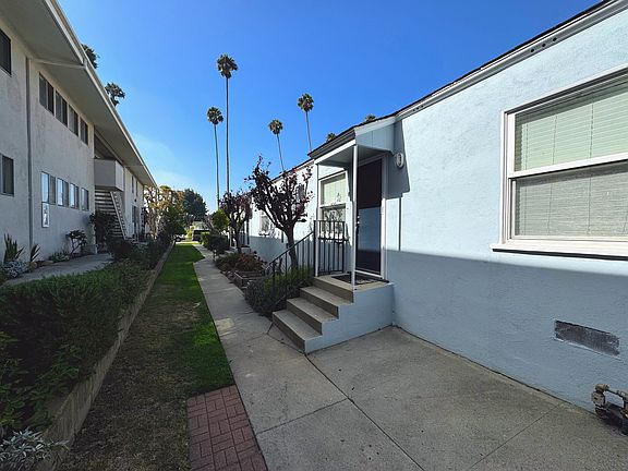 Unit is tucked away towards the back of the property, away from the street for privacy and quiet