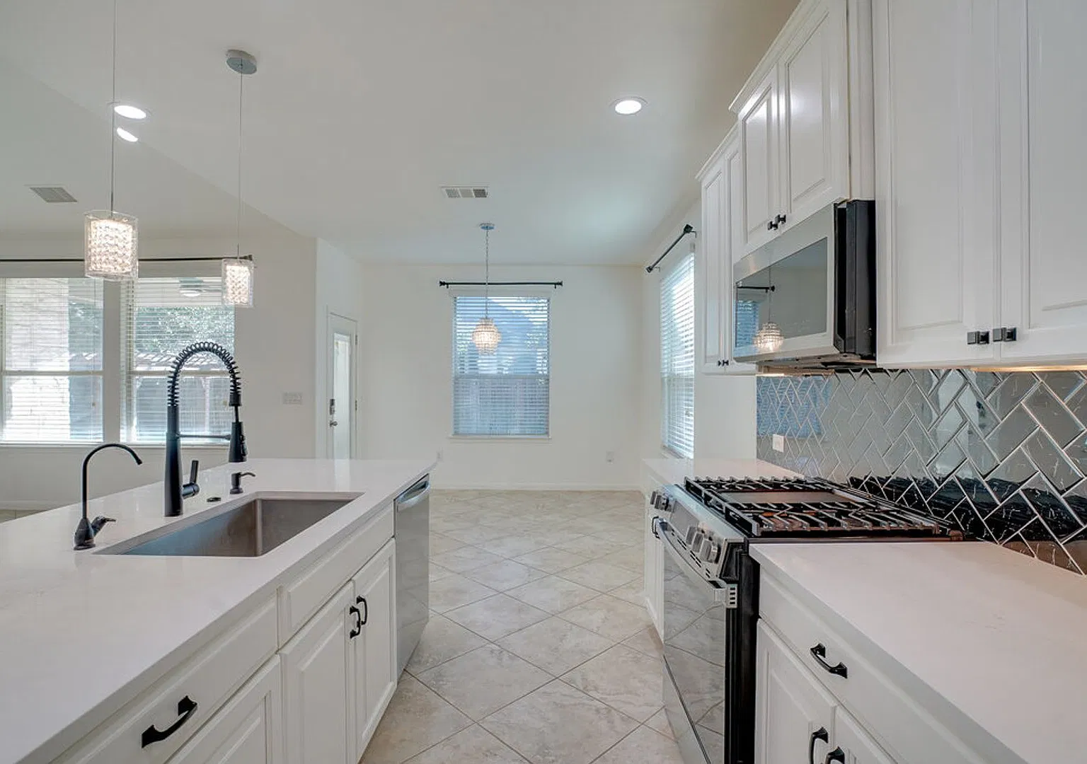 2509 Etta May Lane, Leander, TX 78641 — Photo 4