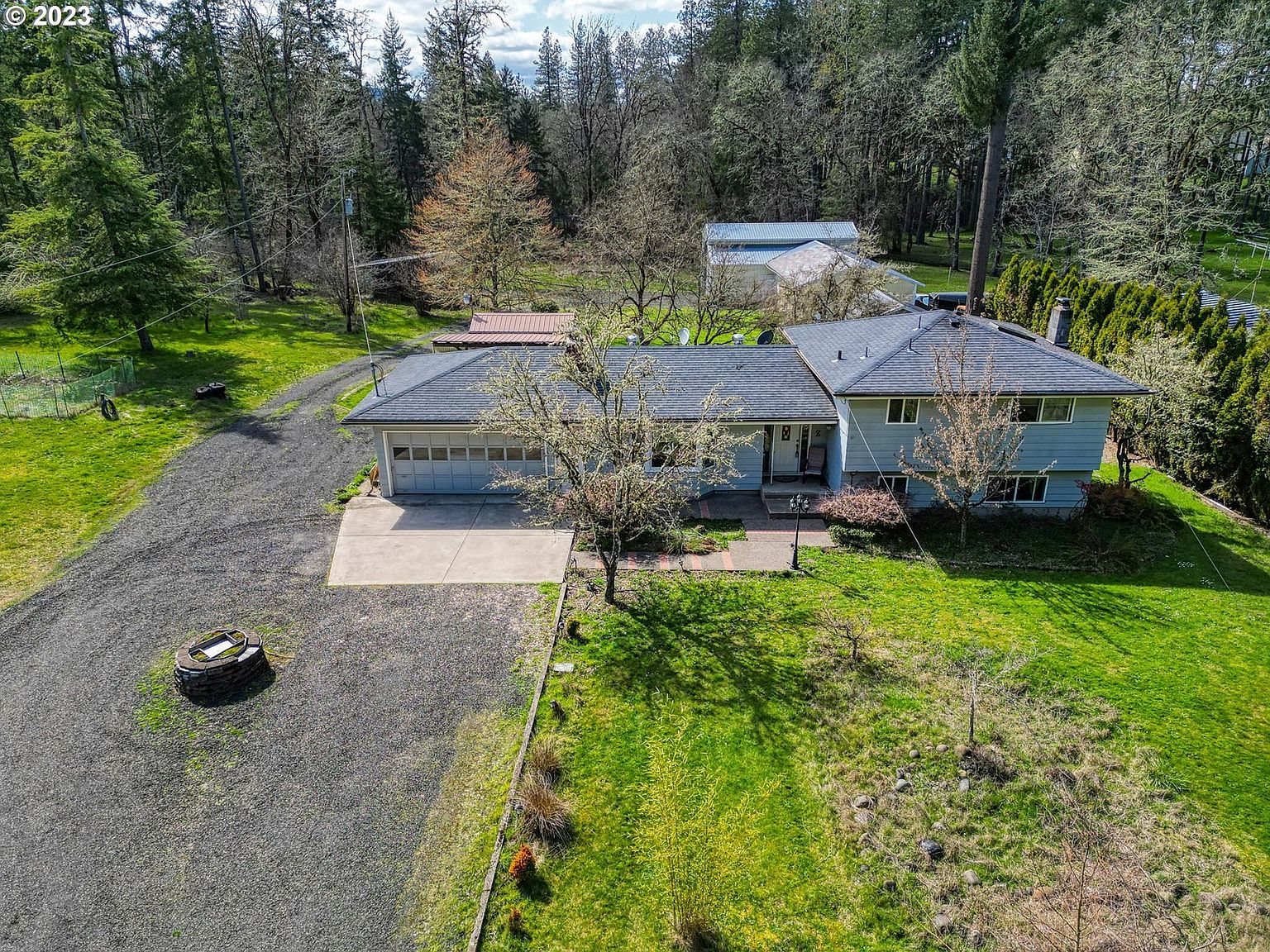 88586 Ellmaker Rd, OR 97487 MLS 23460393 Zillow