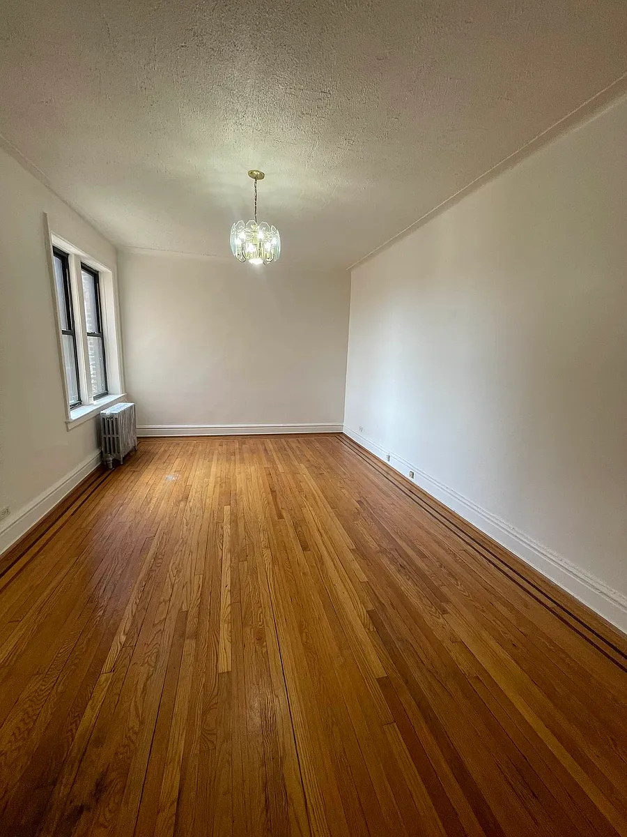 Building Photo - 28-28 35th St #6A