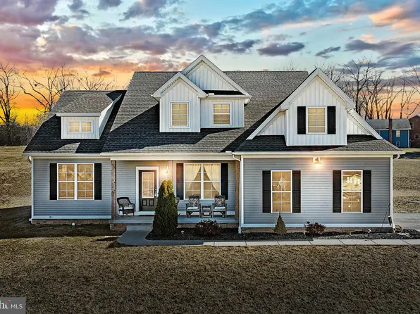 2144 Black Rock Rd, Hanover, PA 17331