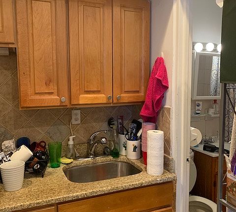 4th image of 109 Hancock St APT 2B
