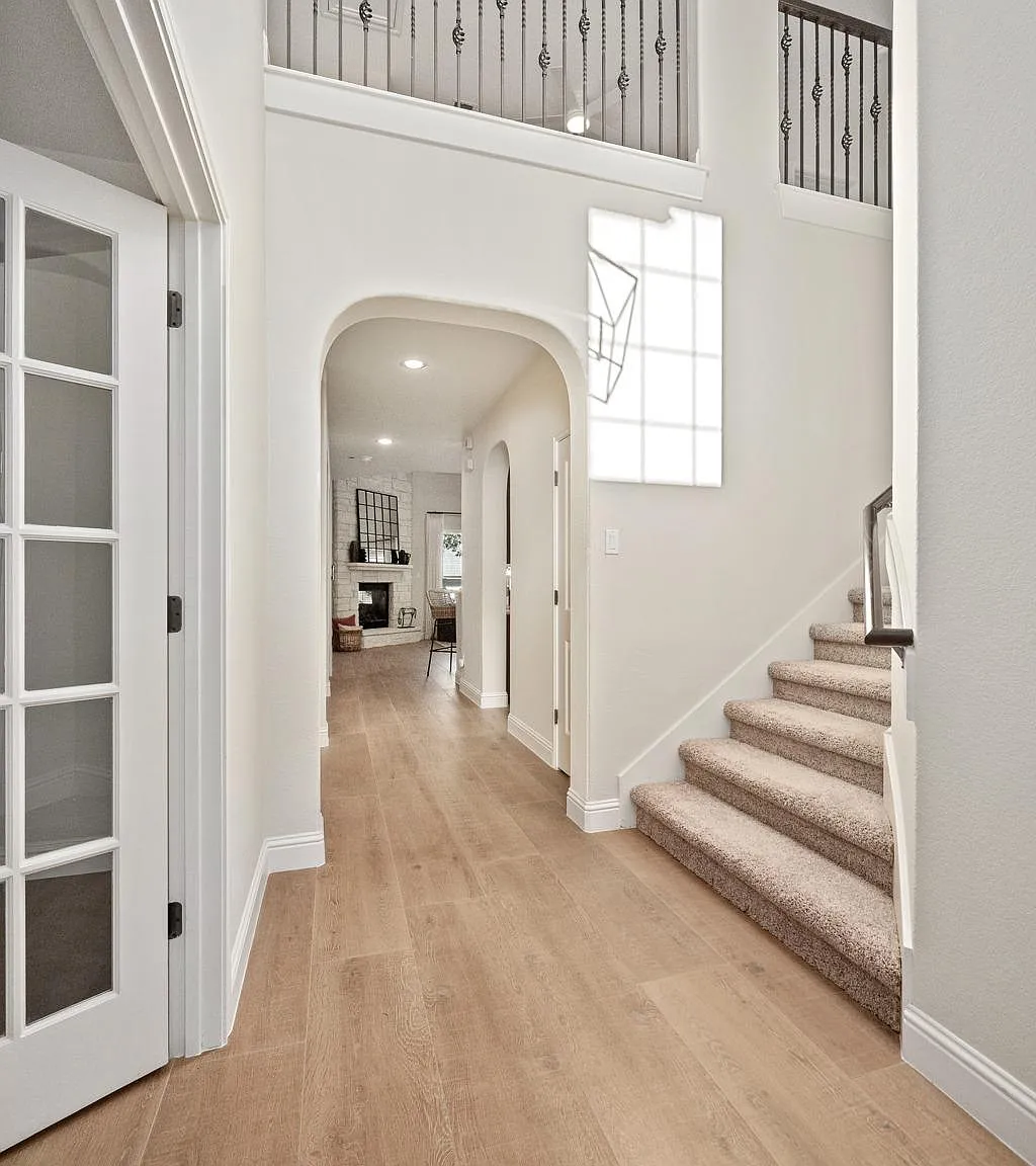 4 bed, 2.5 bath, 2528 sqft, $3,300 — Photo 4