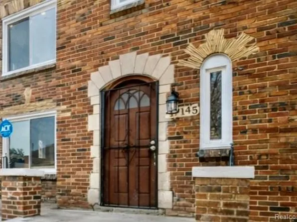 17145 Wisconsin St, Detroit, MI 48221