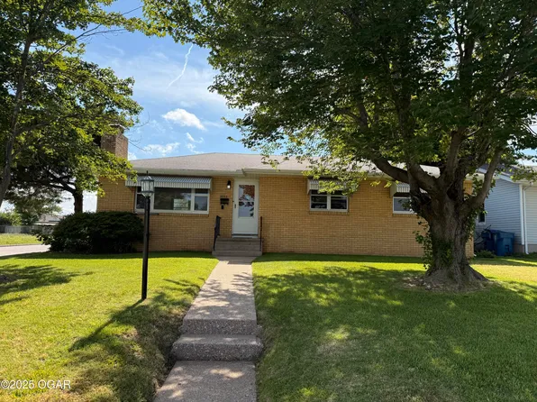 2803 Grand Ave, Joplin, MO 64804