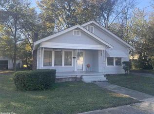 1320 Earnest St, Malvern, AR 72104