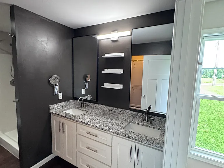 8245 Baxter Rd — Photo 24