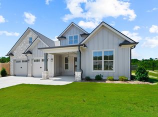 1570 Legend Dr, Greensboro, GA