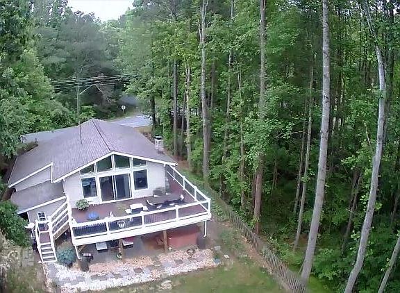 4th image of 422 Lake Caroline Dr