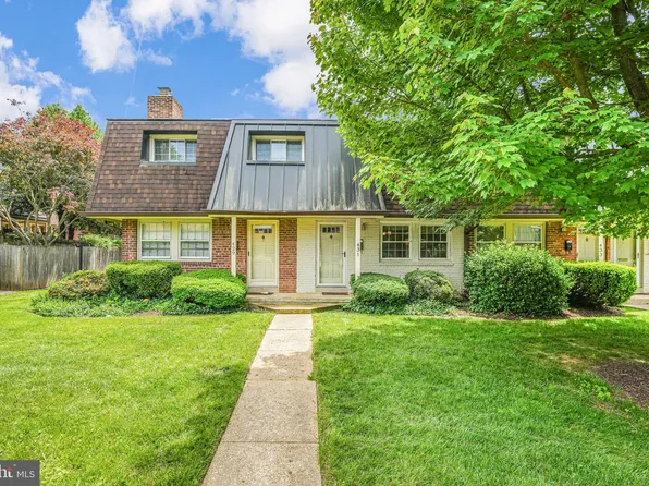431 Hampton Ct #137, Falls Church, VA 22046