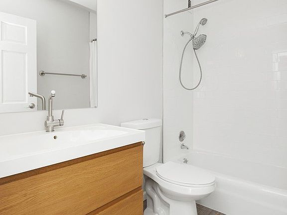 5th image of 245 E 54th St APT 14L